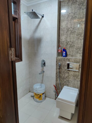 Bathroom in 3 BHK Builder Floor at DLF Atria, Dlf Phase ii – for Rent