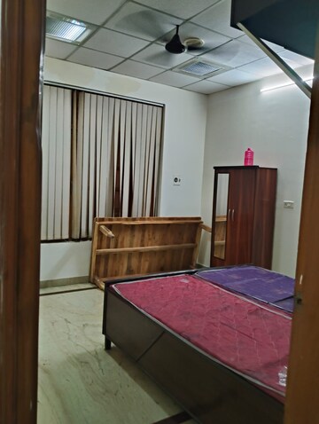 Bedroom in 3 BHK Independent House at Alpha 1 RWA, Alpha 1 Greater Noida – for Rent