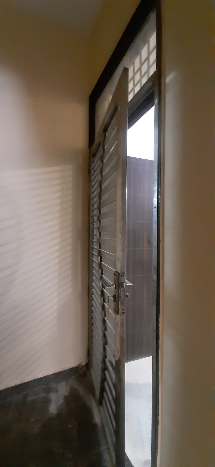 undefined, land-craft-golf-links-apartment-phase-1 3 Bedroom 100 Sq.Yd. Builder Floor In Pandav Nagar Ghaziabad 8951726