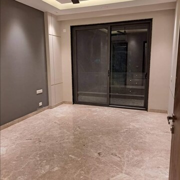 Room in 2 BHK Apartment at Raheja Ridgewood, Nesco – for Rent