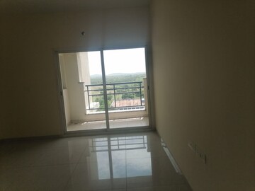 Room in 1 BHK Apartment at Kelambakkam – for Sale