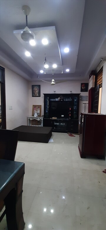 3 BHK Builder Floor For Sale in Land Craft Golf Links Villa, Pandav Nagar