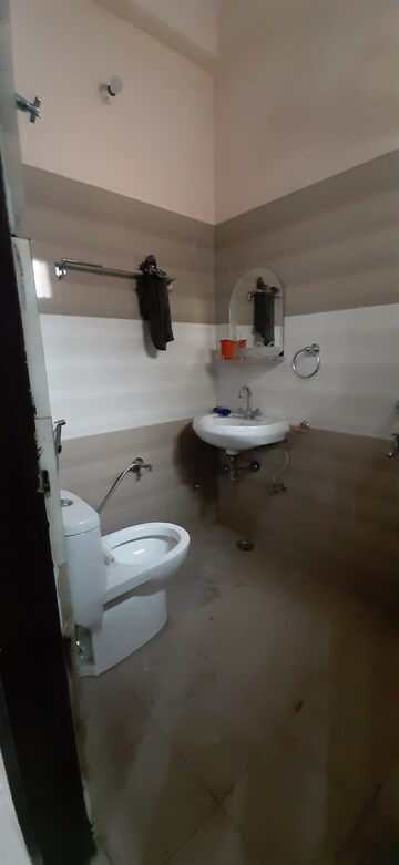 Bathroom in 3 BHK Builder Floor at Land Craft Golf Links Villa, Pandav Nagar – for Sale