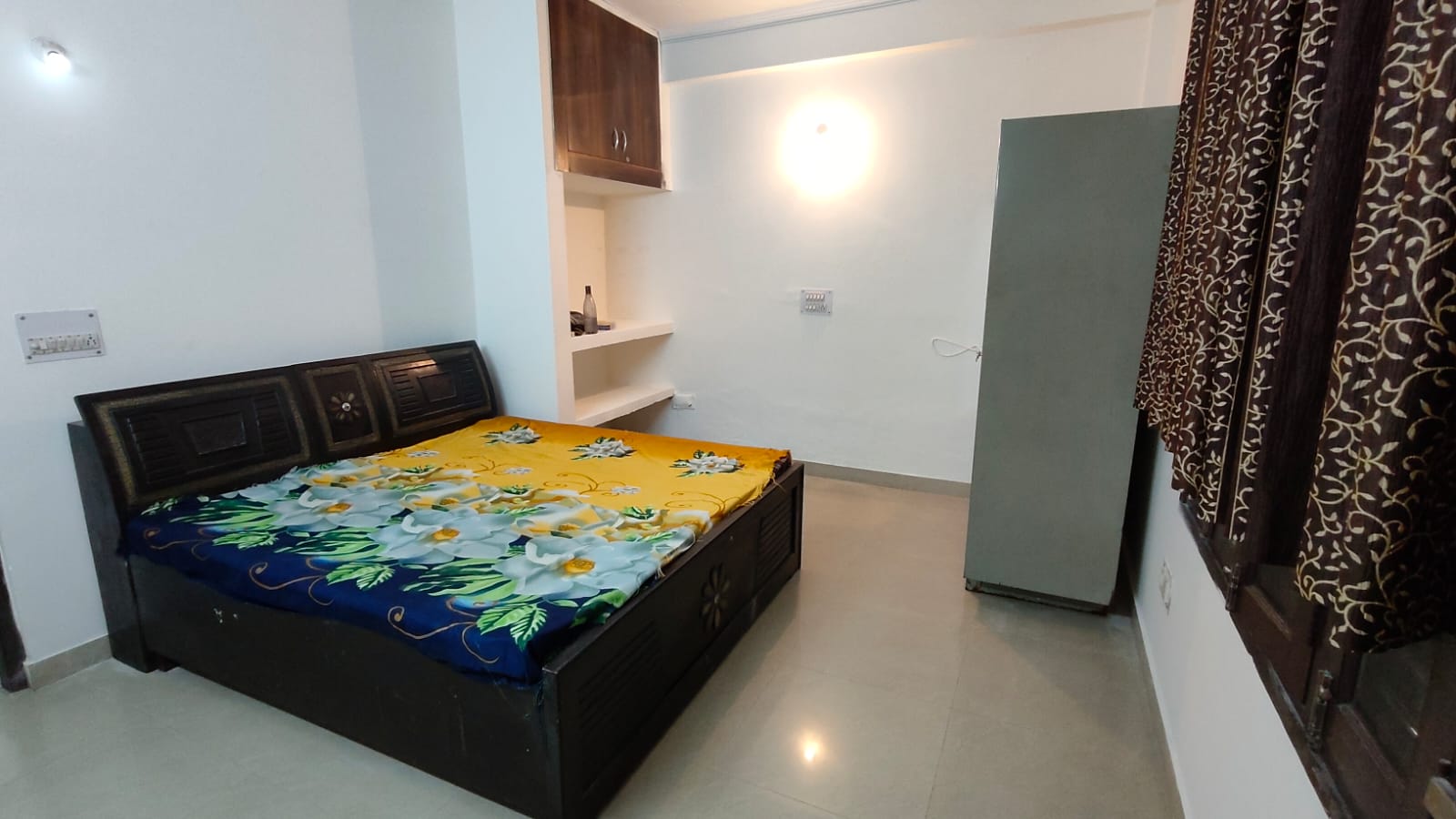 3 BHK + Study Room Independent House For Rent in SS Enclave Greater Noida