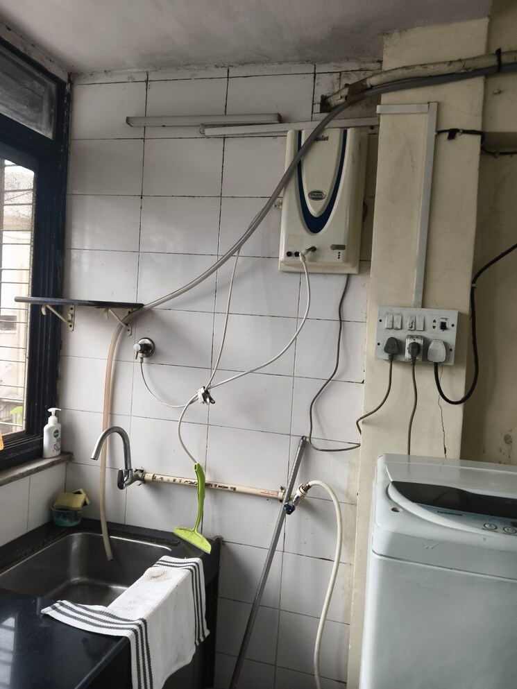 Kitchen, vile parle west 1 Bedroom 380 Sq.Ft. Apartment In Vile Parle West Mumbai 8951810