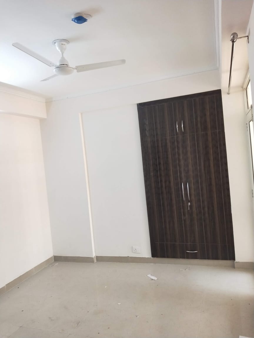 3 BHK Apartment For Rent in Supertech Ecovillage I