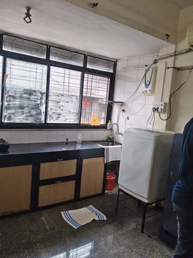 Kitchen, vile parle west 1 Bedroom 380 Sq.Ft. Apartment In Vile Parle West Mumbai 8951810