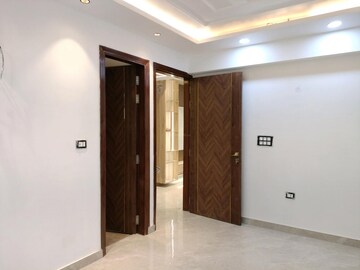 Room in 2 BHK Apartment at Sector 19 Dwarka – for Sale