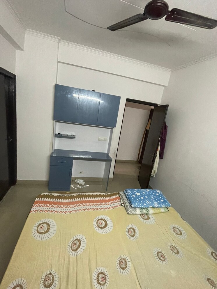 Room, skytech-matrott 2 Bedroom 1015 Sq.Ft. Apartment In Sector 76 Noida 8951823