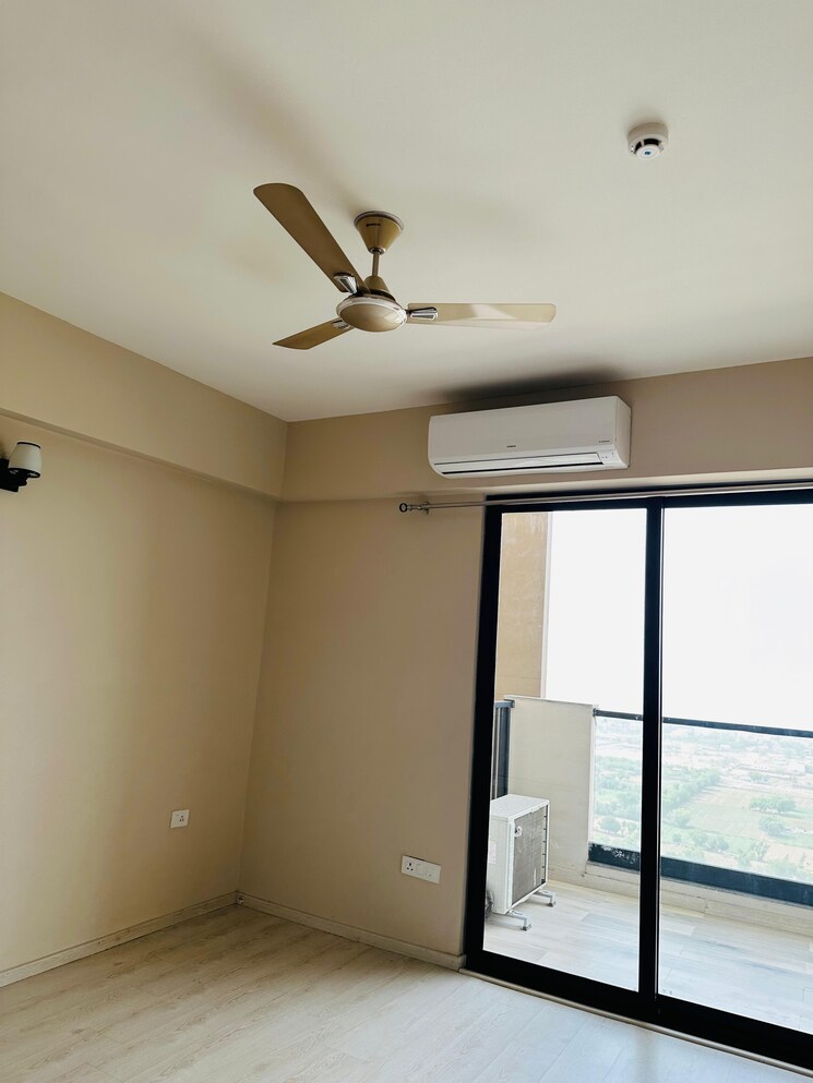 Room, ansal-sushant-lok-i 3 Bedroom 1420 Sq.Ft. Apartment In Sector 43 Gurgaon 8951824