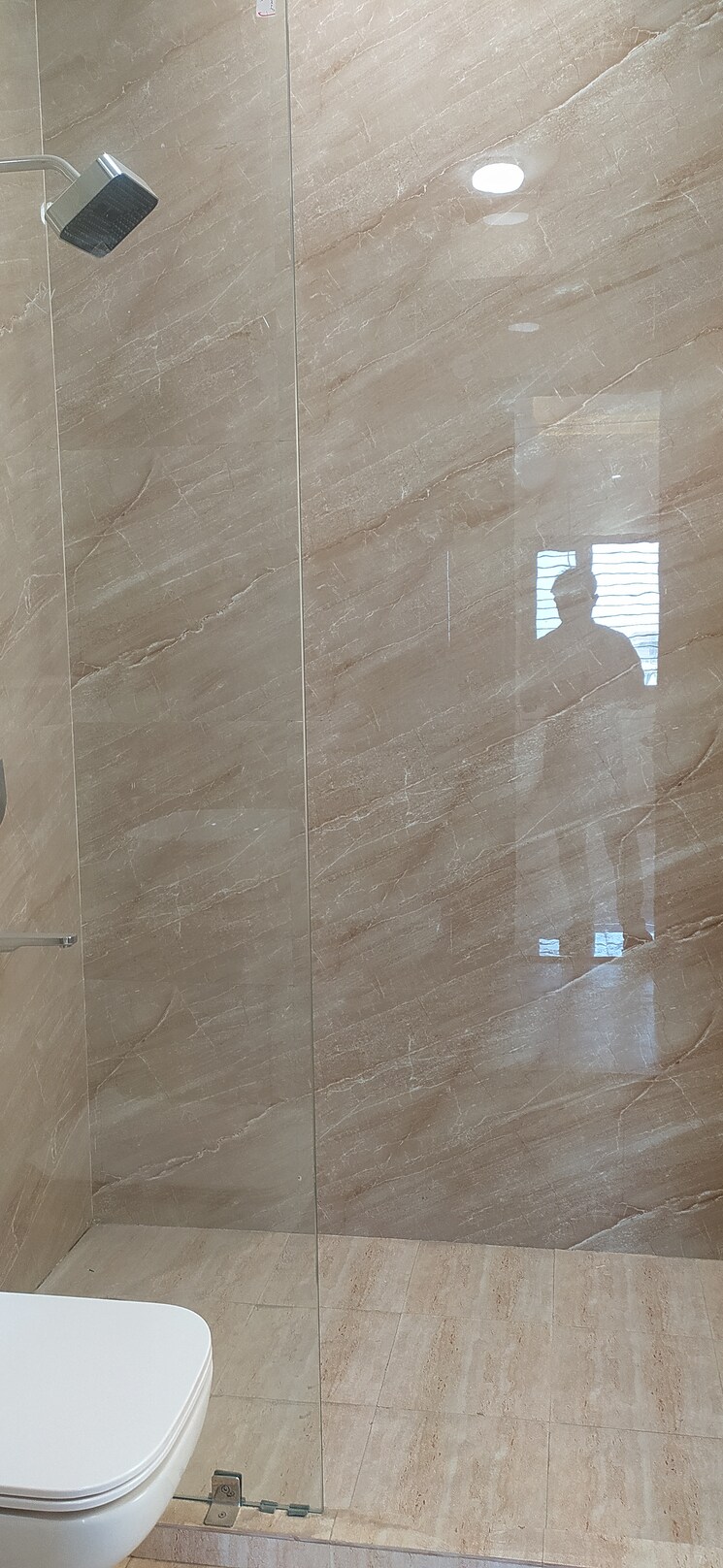 Room, sector 46 3 Bedroom 250 Sq.Yd. Builder Floor In Sector 46 Faridabad 8951843