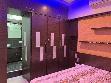 Room in 3 BHK Apartment at L Amour Apartment, Bandra West – for Rent