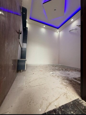 Bedroom in 3 BHK Builder Floor at Sector 29 – for Sale