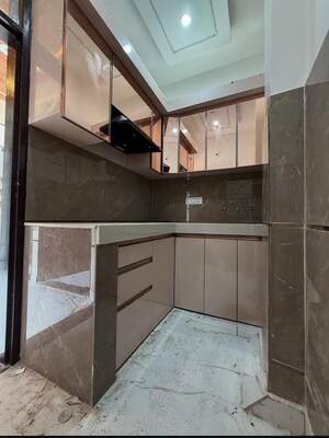 Kitchen in 3 BHK Builder Floor at Sector 29 – for Sale