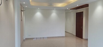 Room in 3.5 BHK Builder Floor at Sector 46 – for Sale