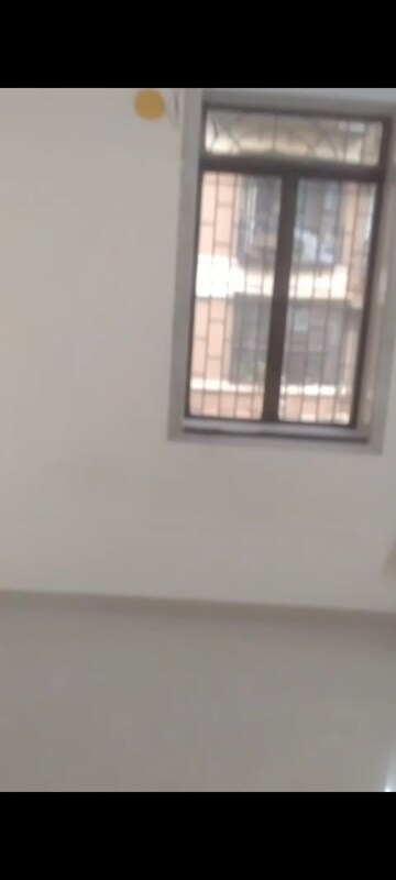 Room in 1 BHK Apartment at Vile Parle East – for Rent