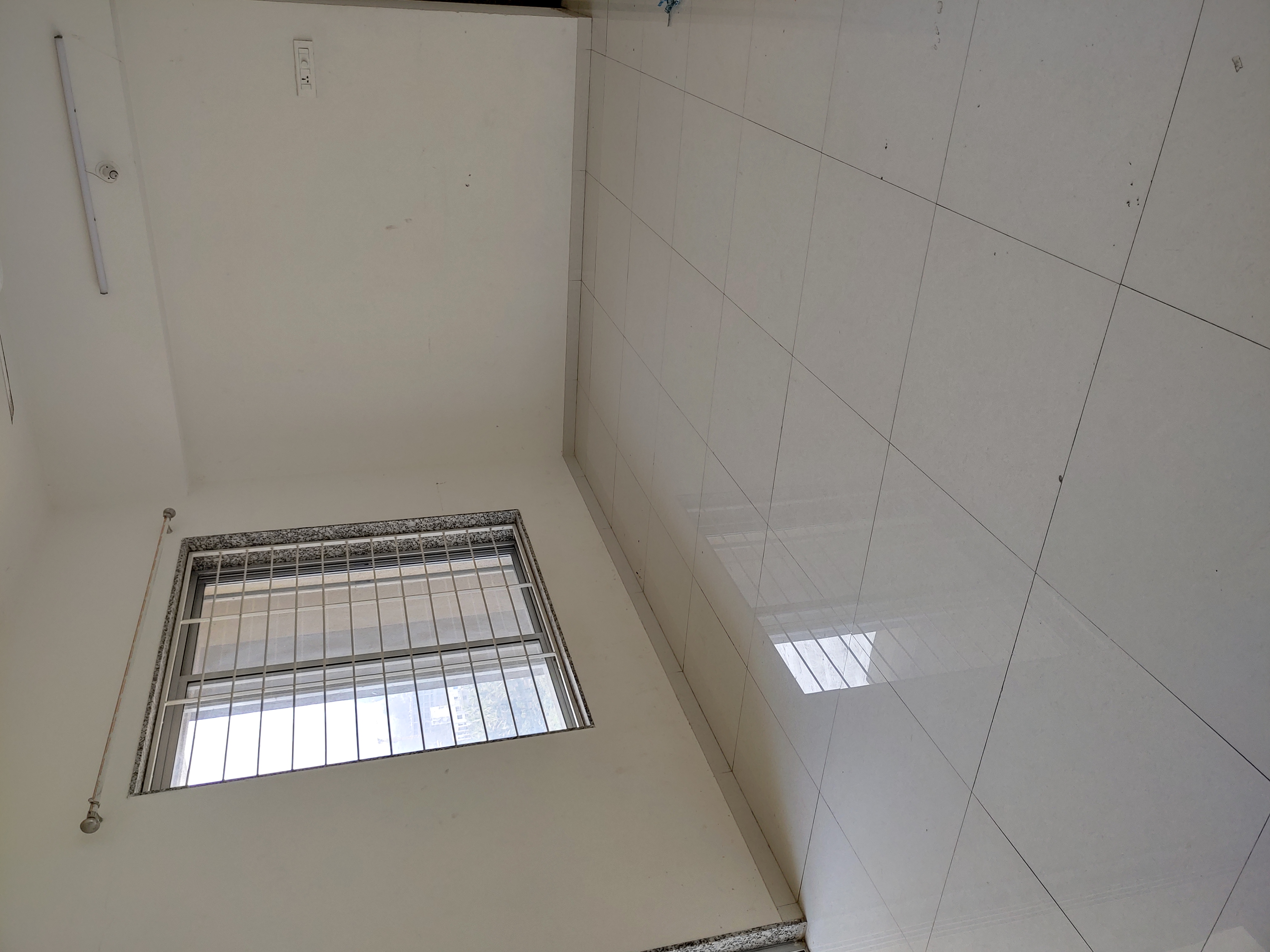 3 BHK + Pooja Room,Servant Room 1010 Sq.Ft. Apartment in Axis Paradigm Whistling Meadows