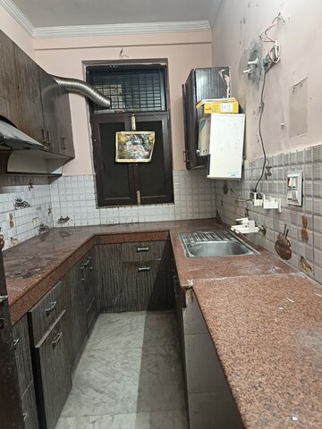 Kitchen in 3 BHK Independent House at Sector 31 – for Rent