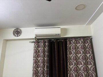 Bedroom in 2 BHK Apartment at Supertech Cape Town, Sector 74 – for Rent