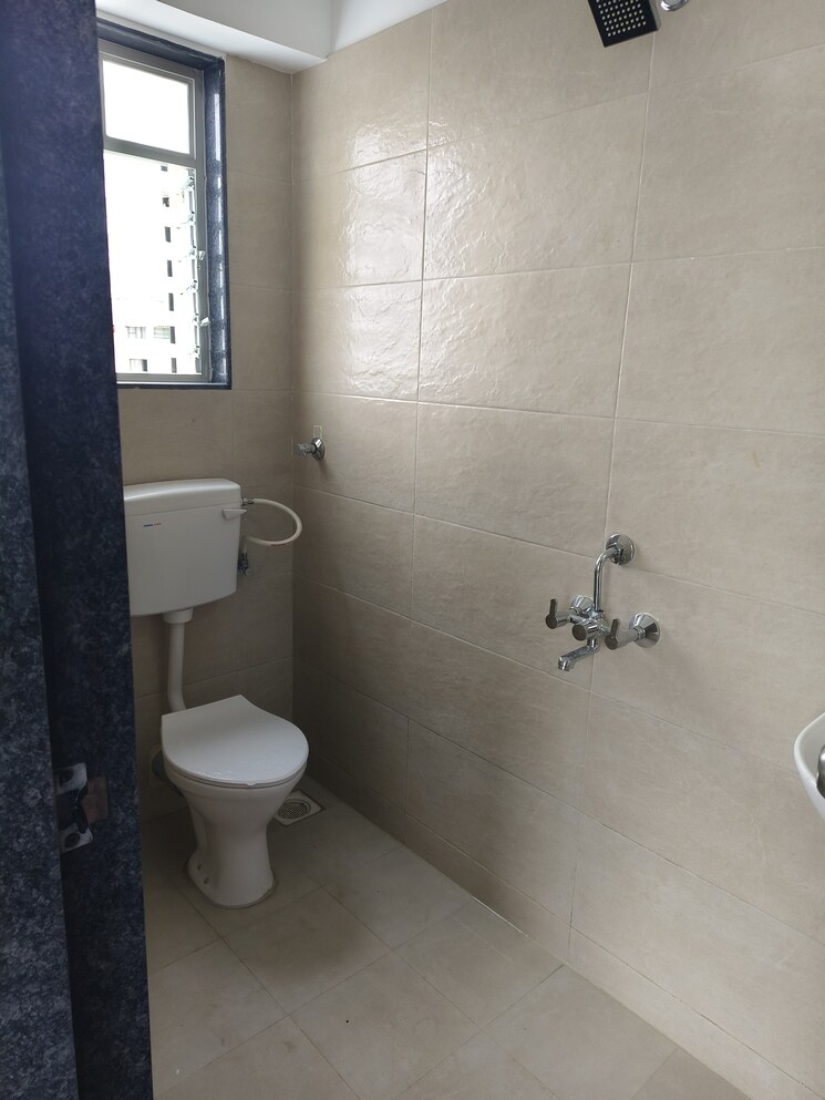 Bathroom, viraj-sequoia 2 Bedroom 1000 Sq.Ft. Apartment In Aundh Pune 8951968