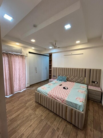 4 BHK Apartment For Rent in Purvanchal Royal City, Chi V Greater Noida