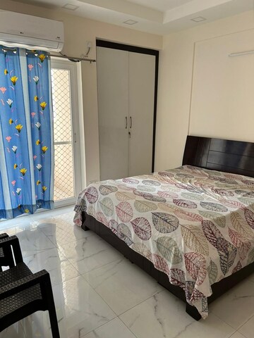 Bedroom in 4 BHK Apartment at Purvanchal Royal City, Chi V Greater Noida – for Rent