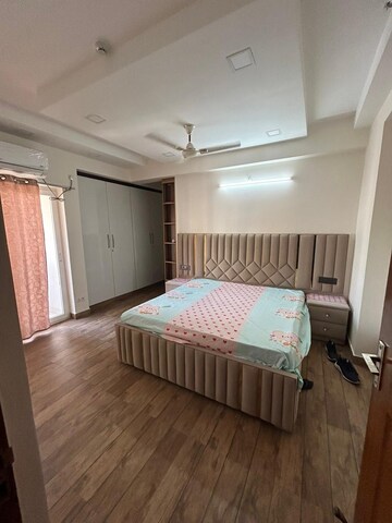 Bedroom in 4 BHK Apartment at Purvanchal Royal City, Chi V Greater Noida – for Rent
