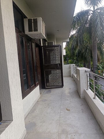 Balcony in 3 BHK Independent House at Sector 31 – for Rent