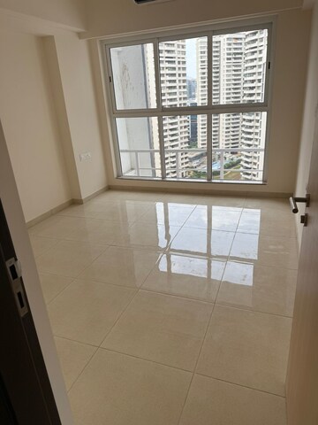 Room in 3 BHK Apartment at L&T Emerald Isle, Powai – for Rent