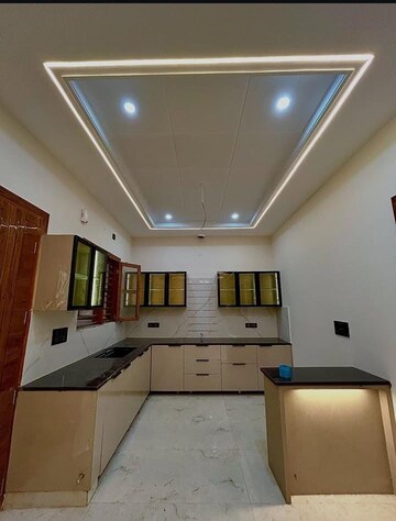 Kitchen in 3.5 BHK Builder Floor at Sector 35 – for Sale