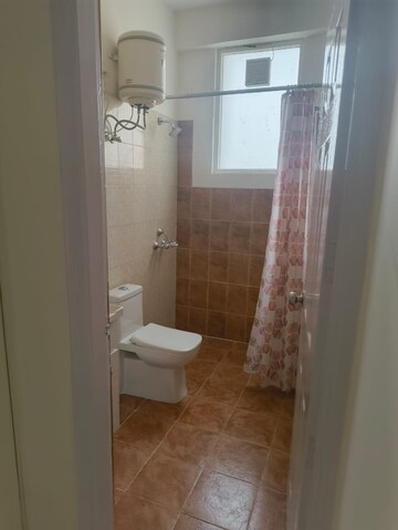 Bathroom in 3 BHK Builder Floor at SS The Lilac, Sector 49 – for Rent