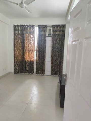 Bedroom in 3 BHK Builder Floor at SS The Lilac, Sector 49 – for Rent