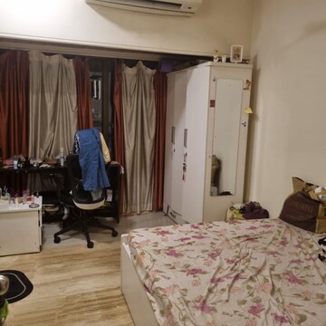 Room in 1 BHK Apartment at Mahalaxmi Apartment Matunga, Mahalakshmi Sindhi Colony – for Rent
