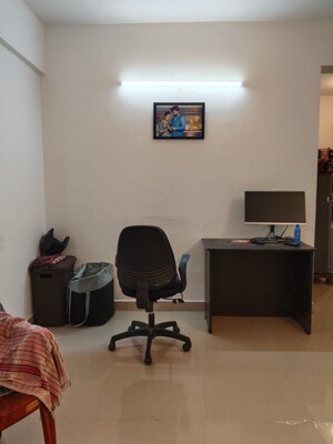 Room in 2 BHK Apartment at Nayandahalli – for Sale