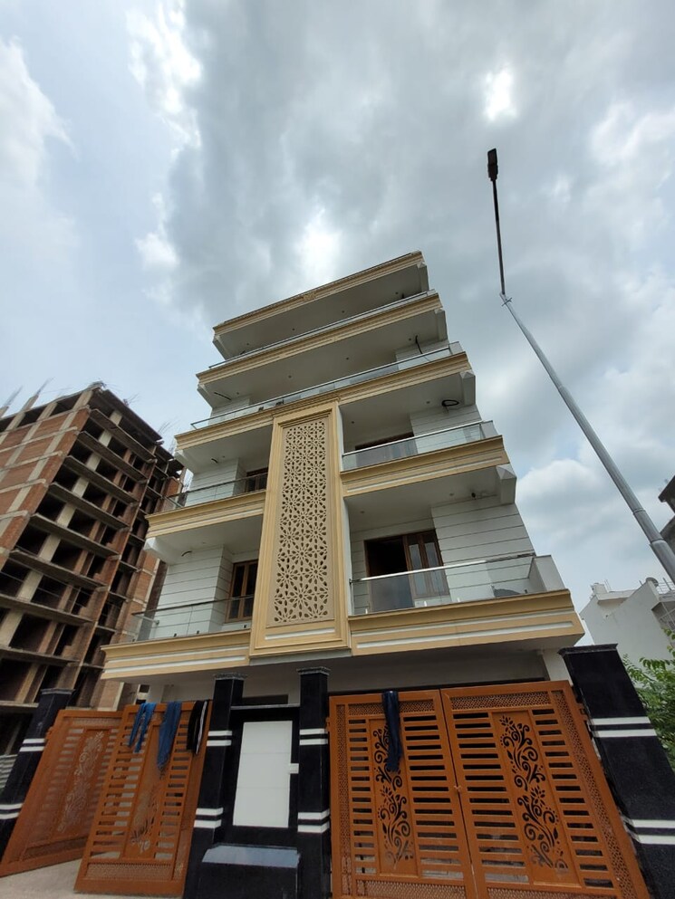 Exterior View, sector 85 3.5 Bedroom 250 Sq.Yd. Builder Floor In Sector 85 Faridabad 8952049