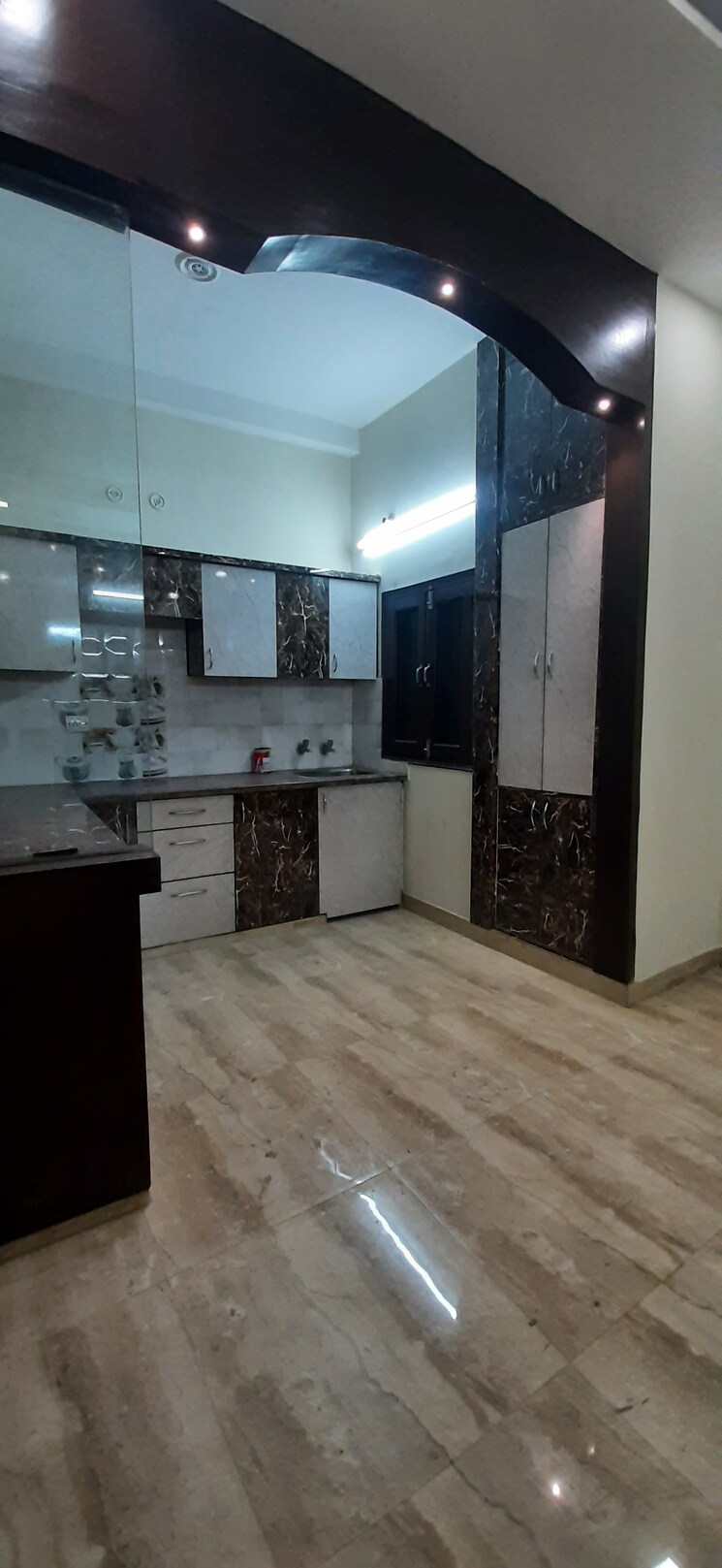 Kitchen, land-craft-golf-links-villa 3 Bedroom 100 Sq.Yd. Builder Floor In Pandav Nagar Ghaziabad 8952029