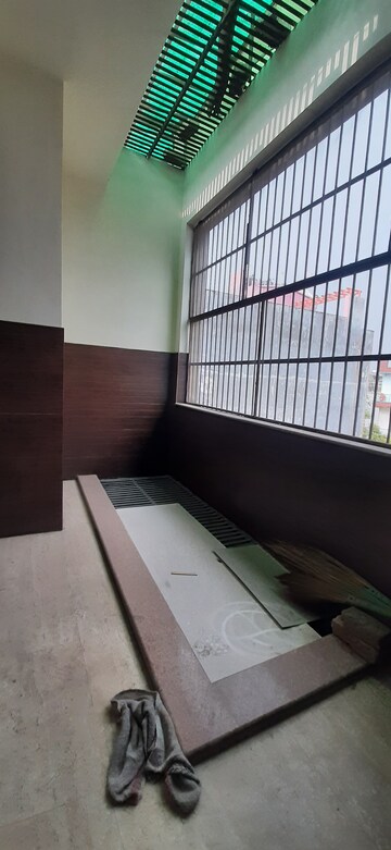Kitchen in 3 BHK Builder Floor at Land Craft Golf Links Villa, Pandav Nagar – for Sale
