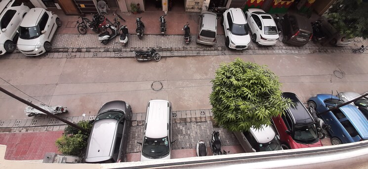  Parking, land-craft-golf-links-villa 3 Bedroom 100 Sq.Yd. Builder Floor In Pandav Nagar Ghaziabad 8952029