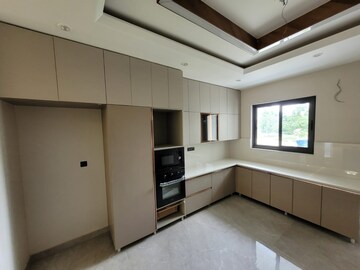 Kitchen in 4 BHK Builder Floor at Sector 85 – for Sale