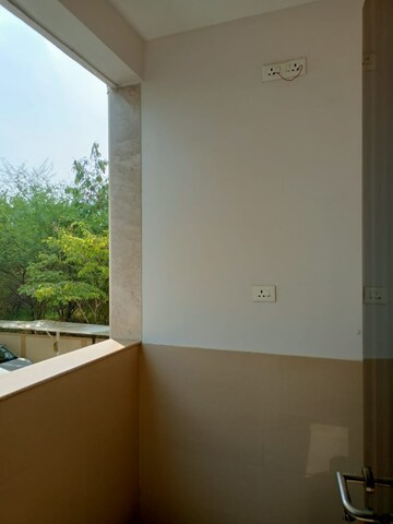 Room in 3 BHK Apartment at Aditya Nisarg Palms, Bavdhan – for Rent