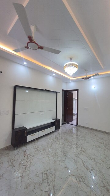 Room in 3 BHK Villa at Sahastradhara Road – for Sale