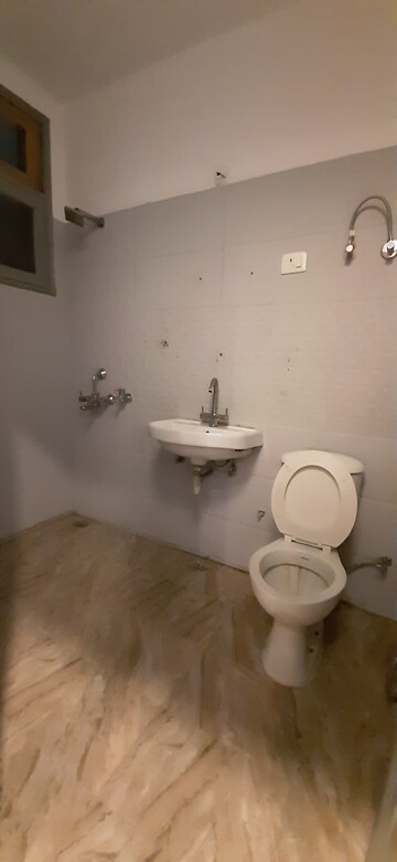 Bathroom in 3 BHK Builder Floor at Land Craft Golf Links Villa, Pandav Nagar – for Sale