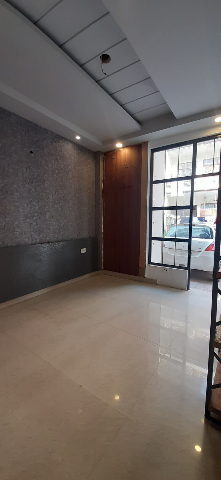 Balcony, land-craft-golf-links-villa 3 Bedroom 100 Sq.Yd. Builder Floor In Pandav Nagar Ghaziabad 8952101