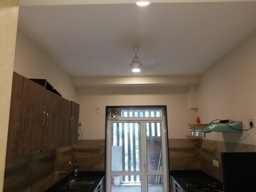 Furnished Amenities in 4 BHK Apartment at Satellite Glory, Andheri East – for Sale