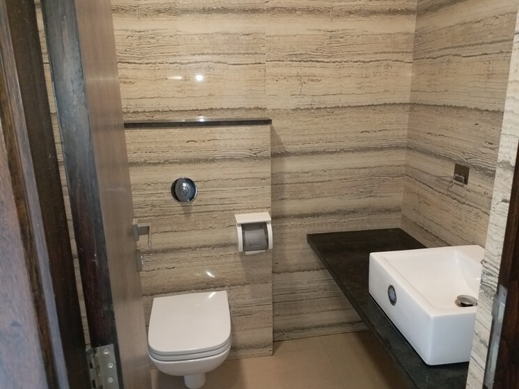 Bathroom, satellite-glory 4 Bedroom 2600 Sq.Ft. Apartment In Andheri East Mumbai 8952099