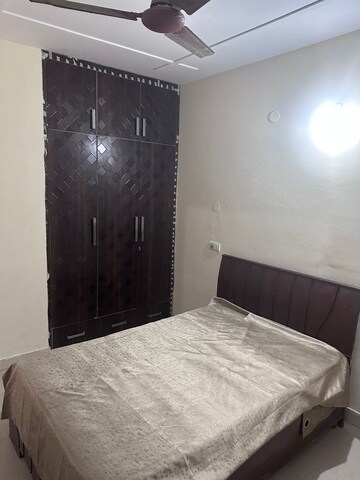 Bedroom in 3 BHK Builder Floor at Sector 79 – for Rent