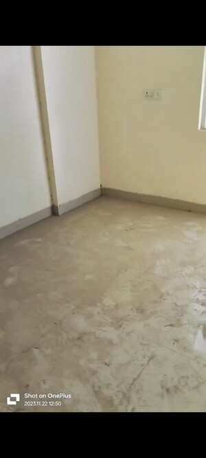 Room in 3 BHK Apartment at Adore Happy Homes, Sector 86 – for Sale