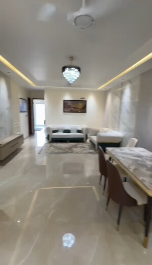 Team Area in 3 BHK Builder Floor at Amolik Aster Woods, Sector 98 – for Sale