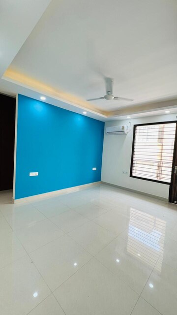 3 BHK Builder Floor For Sale in Ansal API Esencia, Sector 67