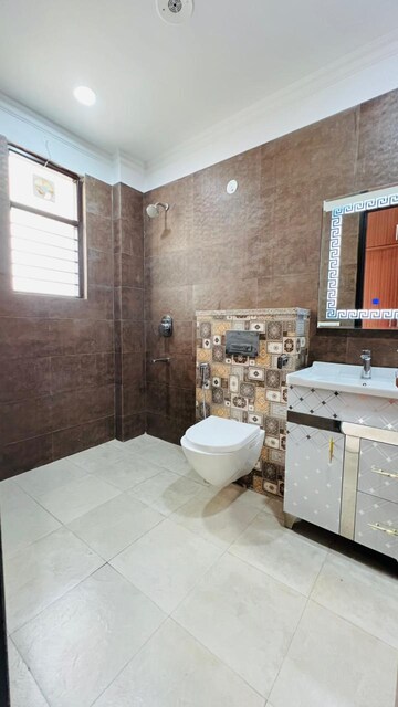 Kitchen in 3 BHK Builder Floor at Ansal API Esencia, Sector 67 – for Sale